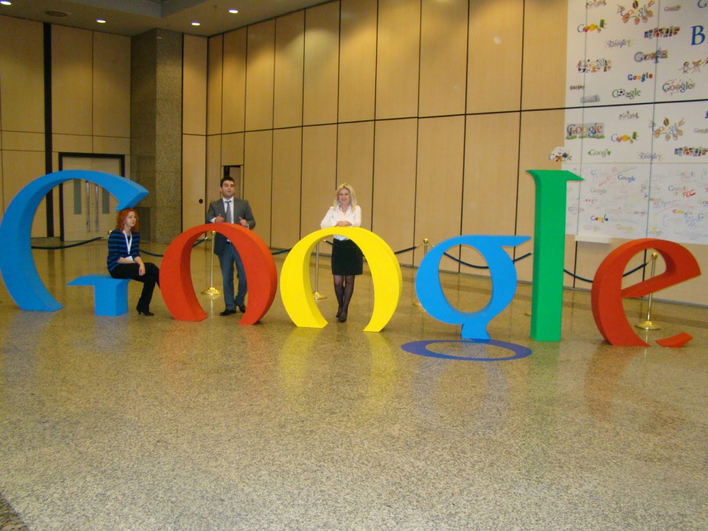 2011 Ajans Yarışmasında 1. Olarak Google Kobi Gününde Stand Açma Hakkını Kazandık
